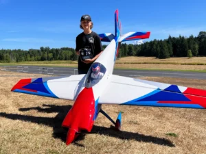 125" LASER EXP V2 - White/Red/Blue/Silver (4 Cylinder version)【お取り寄せ】